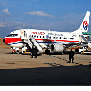 朝阳川空运公司航空快运业稳步发展的原因是什么？